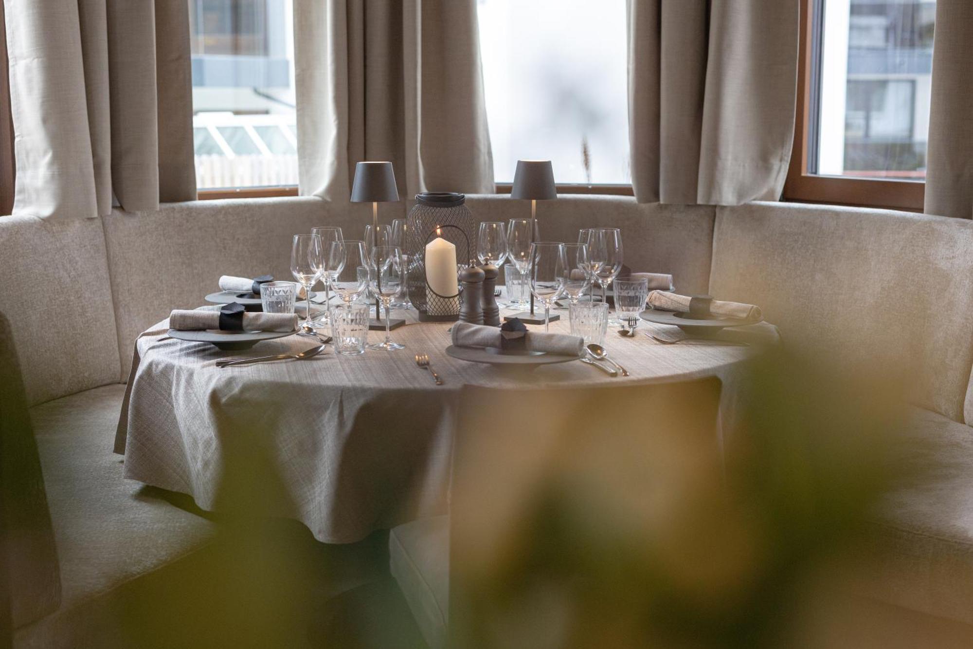 Boutique Hotel Mandarfnerhof Sankt Leonhard im Pitztal Esterno foto